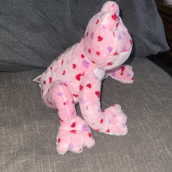 WEBKINZ Ganz Love Frog HM144 w/Hang & But Tag No active Code w/Hearts like new - Picture 8 of 15